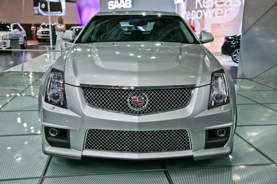  Cadillac CTS-V Coupe 2010 года  (фото 83 из 315)